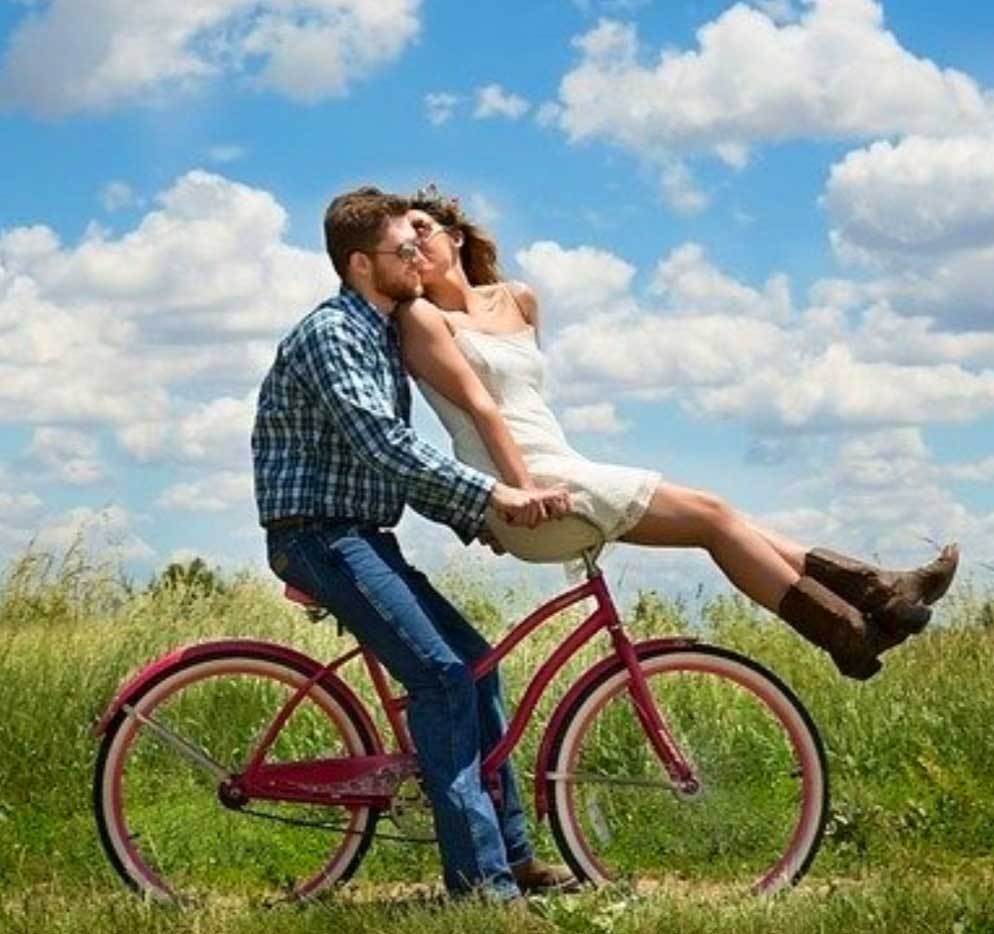 Love Couple Whatsapp DP Profile Images Wallpaper free Download 