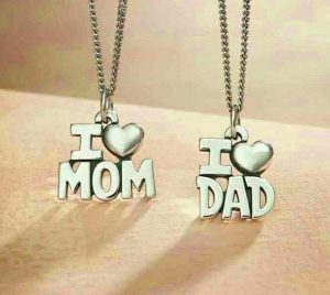 Beautiful Mom and Dad DpFor Whatsapp Images pictures