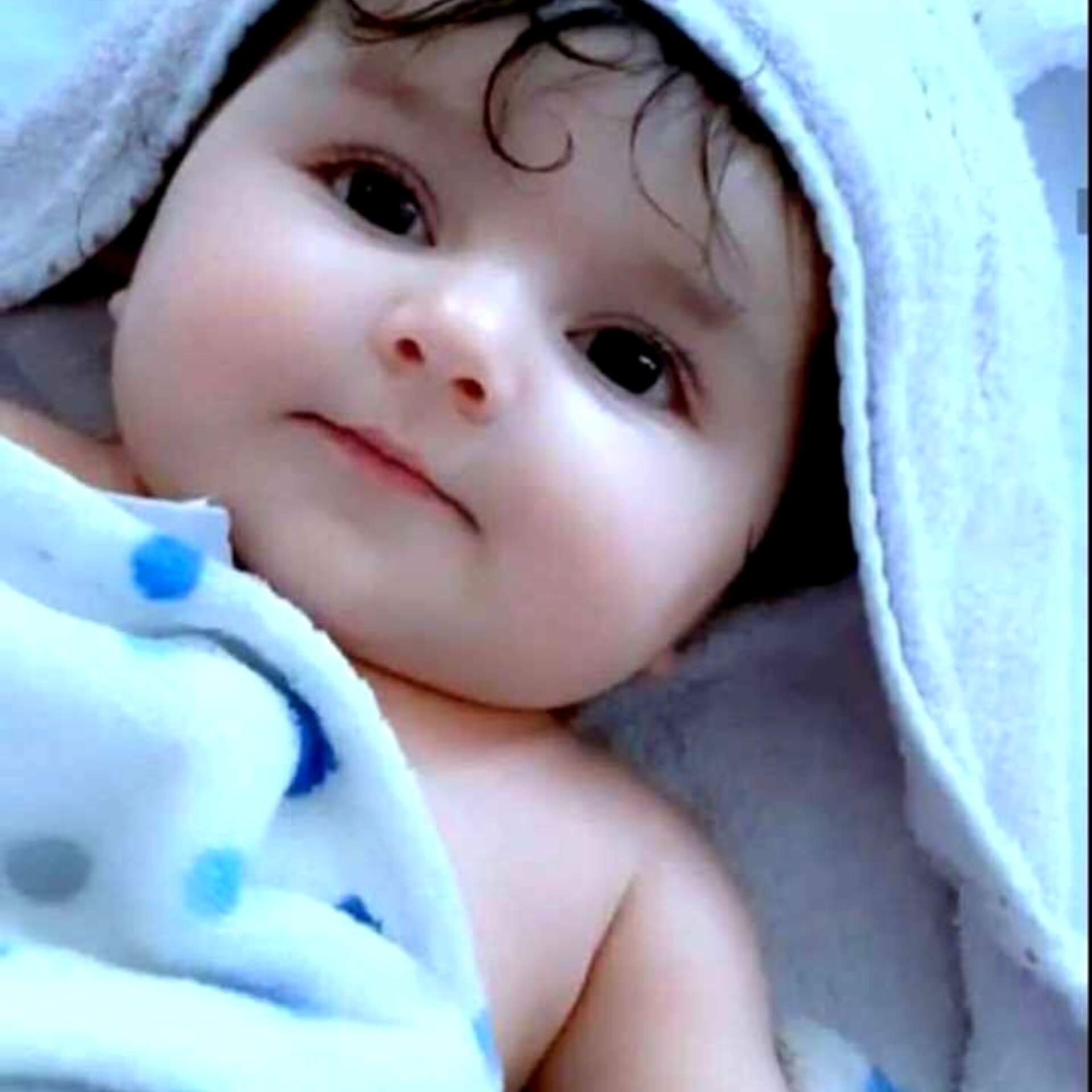 Cute Baby dp Photo for Whatsapp Facebook