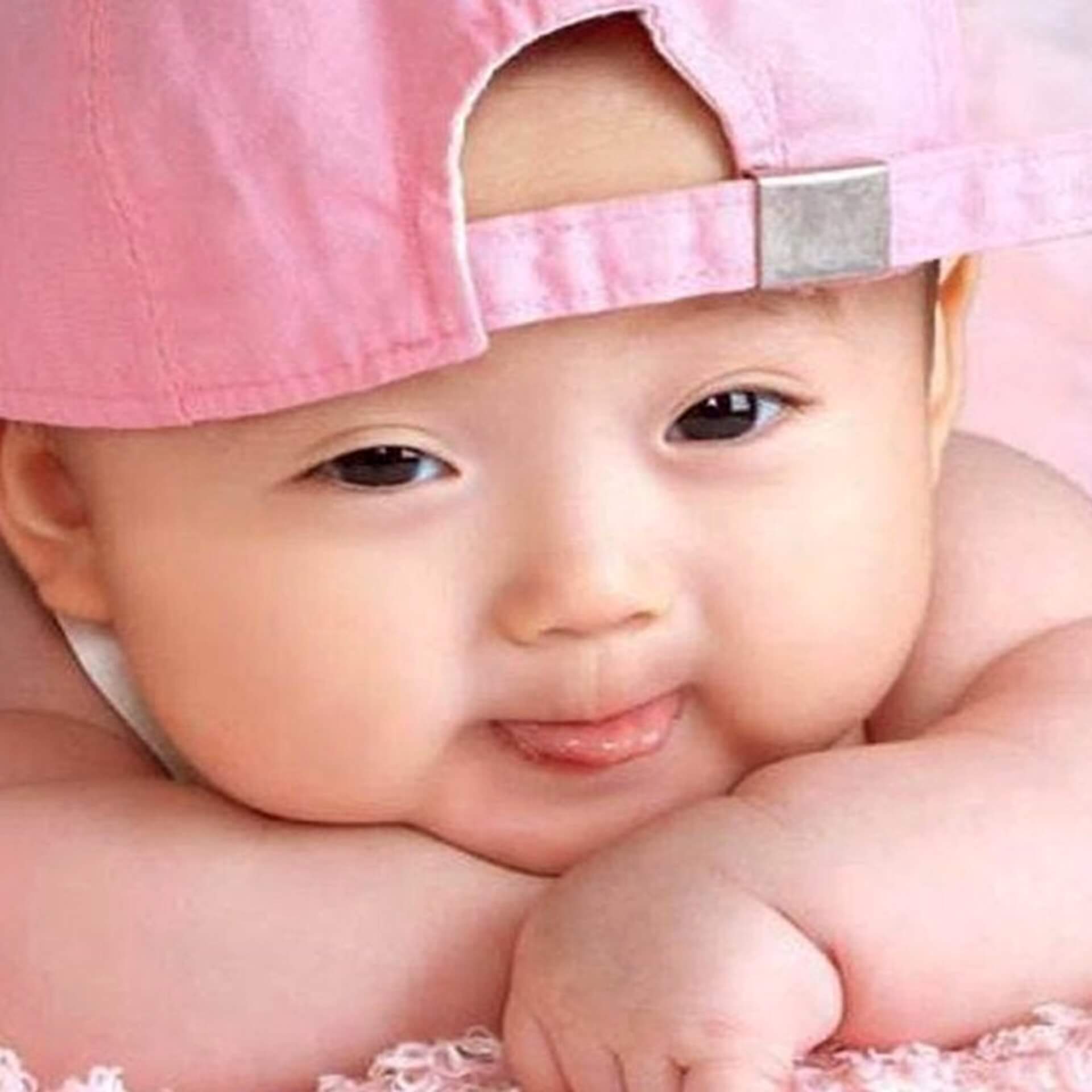 Cute Baby dp Pics Wallpaper Free Download