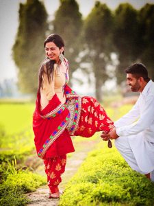 Very Happy Punjabi Couple Photo Pics Download In HD 